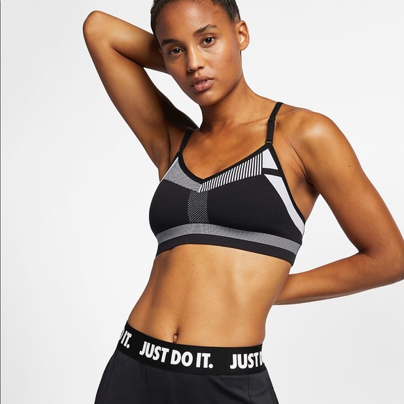 NWT Nike Flyknit Indy Tech Pack Women’s Sport Bra - Picture 3 of 7